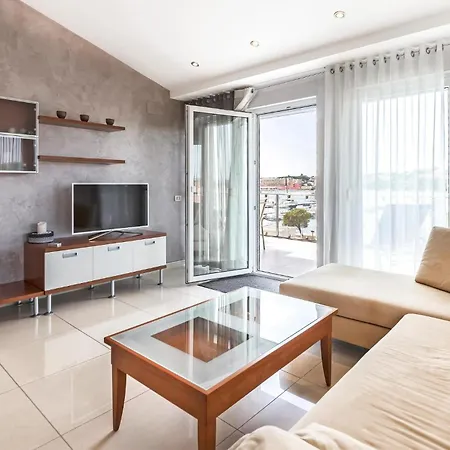 아파트 2 Bedroom Cozy In *
